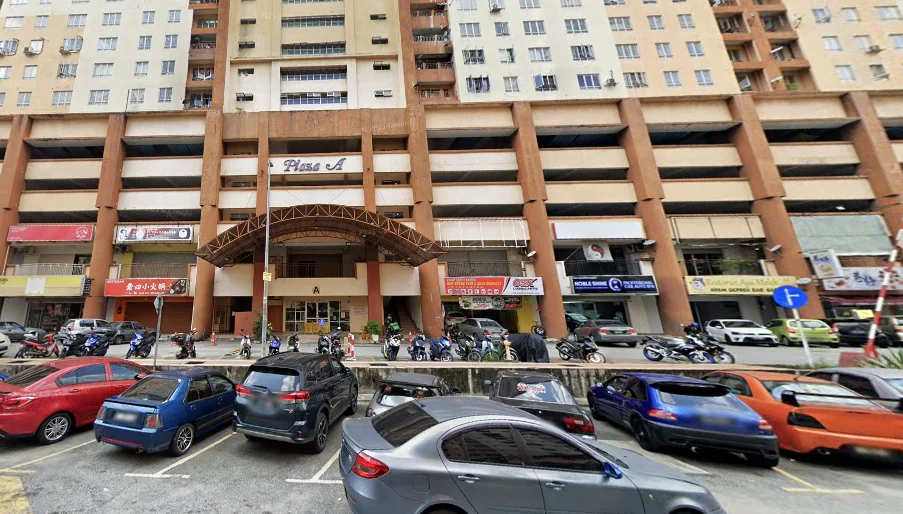 1st Floor Shop Plaza Metro Prima near MRT Metro Prima AEON Mall Kepong — view 1 of 6 in Kuala Lumpur — for Rent
